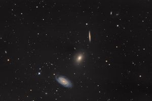 Draco Triplett (NGC 5981, 5982, 5985) • Aufnahme B.M. | Teleskop: PlaneWave CDK17 - 17 f/6,8 Astrograph • Doerffel Sternwarte