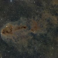 LDN 1251 (Lynds' Catalogue of Dark Nebulae ) - Aufnahme B.M. - 31.08.2025 - 30x300 s - Teleskop: Askar 103 Apo - Kamera: 2600MC Air | Entfernung ca. 1000 Lichtjahre | Sternbild Cepheus | Ra: 22h 36min 0s  Dekl. +75&deg; 16&prime;