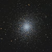 Messier13 (Kugelsternhaufen) Sternbild Herkules • Entfernung ca. 25000 Lichtjahre | Teleskop CDK17inch - 1Std. belichtet | Aufnahme: B.M. / teilweise R.S. • Doerffel Sternwarte©