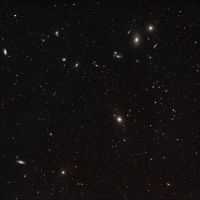 Markarjansche Kette - markarian's chain - (Virgo-Galaxienhaufen) Sternbild Haar der Berenike • Entfernung ca. 20 Mio. - 98 Mio. Lichtjahre | Teleskop Refractor 4inch | Aufnahme: B.M. • Doerffel Sternwarte©