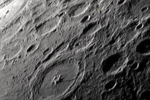 Krater PETAVIUS mit RIMAE PETAVIUS (ca. Bildmitte) • Aufnahme B.M. | Teleskop: TEC APO 160 f/7 Fl. Apo • Doerffel Sternwarte