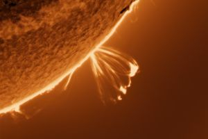 herzförmige (Loop) Protuberanz am südwestlichen Sonnenrand • Aufnahme B.M. | Teleskop: ST 130/910 LS130MT Ha B3400 • Doerffel Sternwarte